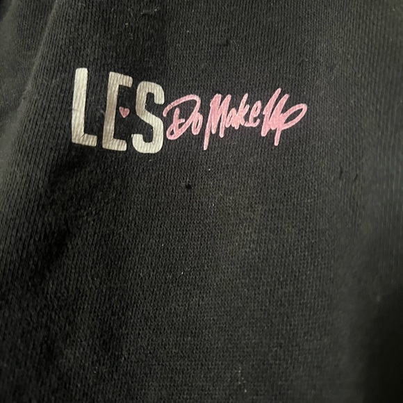 Sweats - Picture 3 of 4